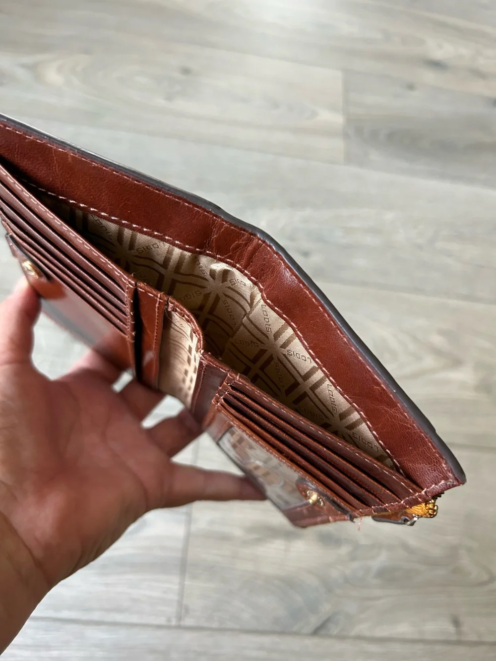 LODIS Ellie Brown Leather Bi- fold Wallet